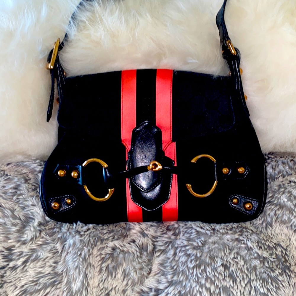 GUCCI -Beautiful, vintage purse with pink stripe and cool brass buckles ❤️❤️❤️
